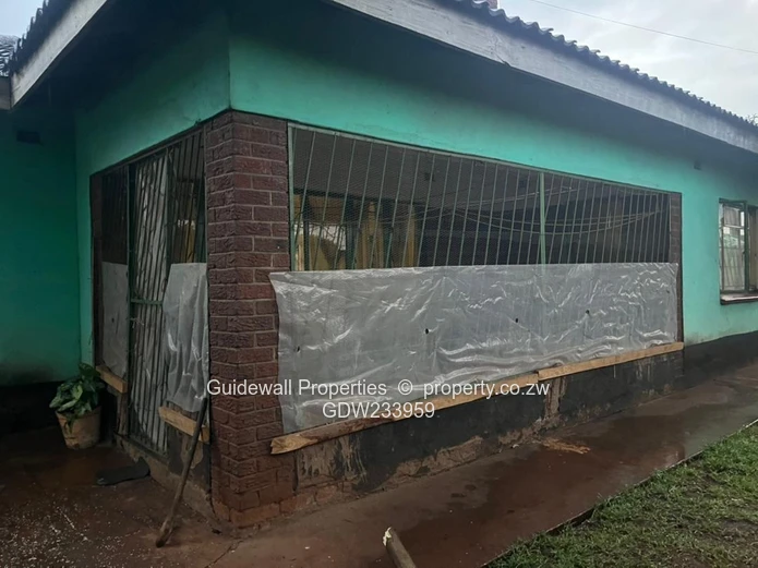 3 bed house for sale in Bloomingdale