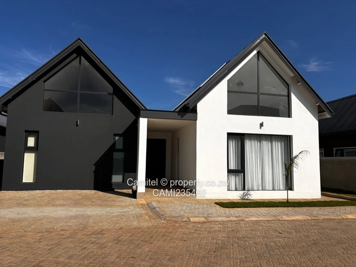 Pokugara cozy 4 bedroom Townhouse