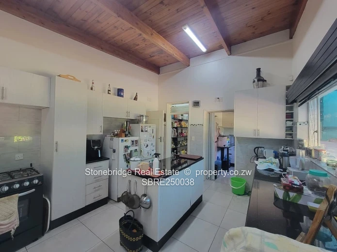 Beautiful 4 Bedroomed House in Hillside for sale