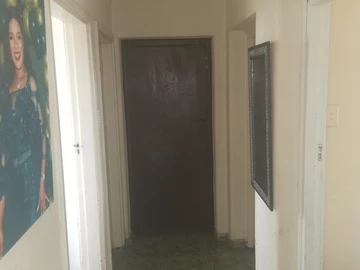 2 Bedroom Flat & Apartment