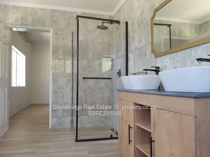 4 Bedroomed House to rent in Riverside