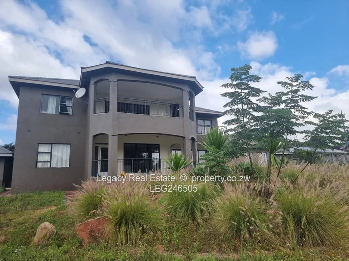 High-End Helesvale Home With Gym & Borehole.