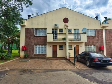 2 Bedroom Flat & Apartment