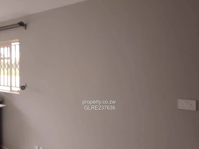 Glaudina 2 BEDROOMED FLAT TO RENT