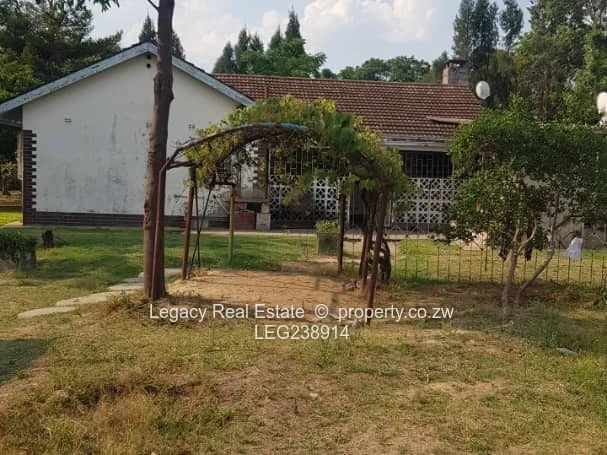 Large Stand Property,Waterfalls Prospect House & Cottage for Sale