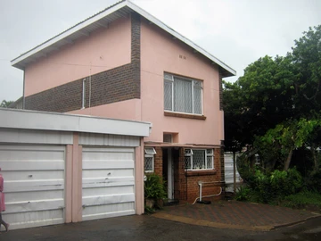 2 Bedroom Garden Flat