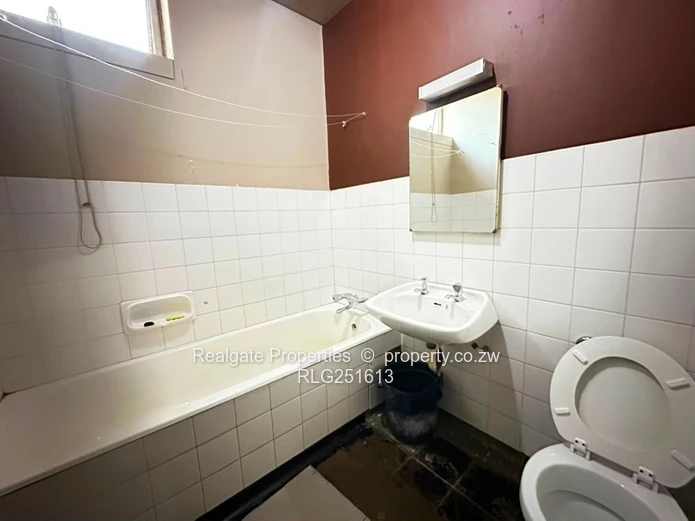 Flat For Sale  Ascot Kenilworth Towers, Bulawayo