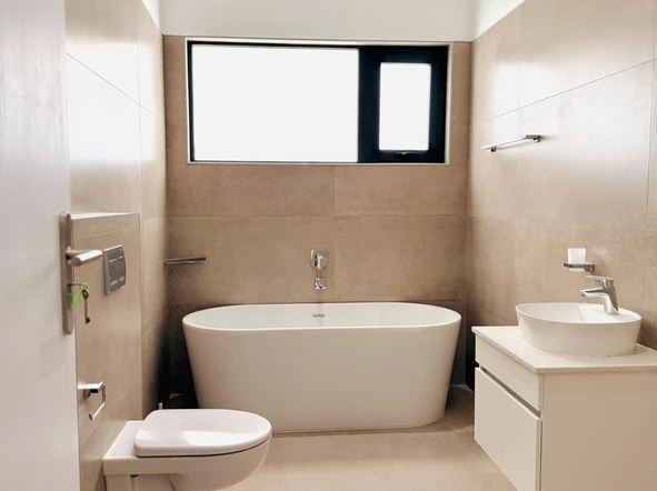 4 Bedroom Garden Flat