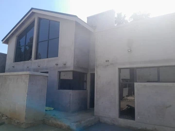 3 Bedroom Flat & Apartment