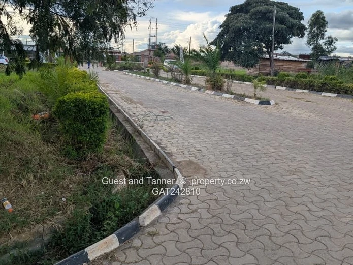 Stands for sale in Cold Comfort Pleasant Valley Gated Community