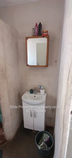 Neat 3-Bed Kuwadzana Home (Sole Mandate)