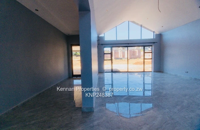 4 Bedroom Single Storey Townhouse For Sale In Mandara 