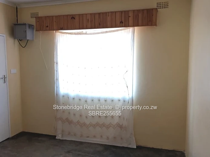 4 Bedroom House in Famona To Rent