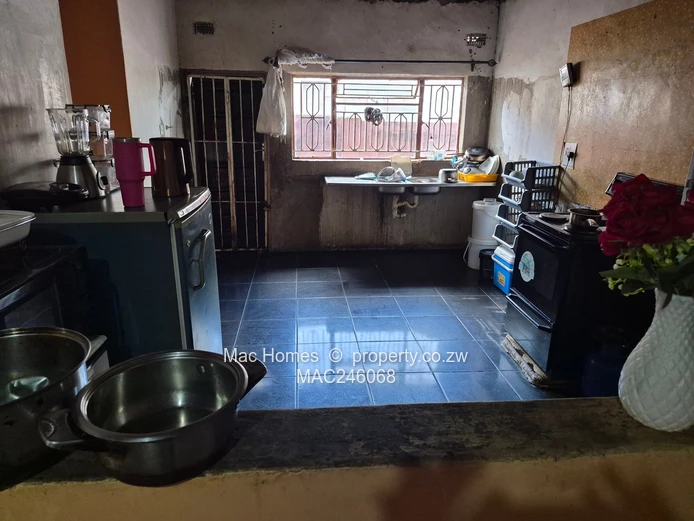 Tynwald Lenana park -house for sale 67k