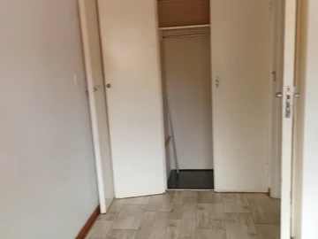 3 Bedroom Flat & Apartment