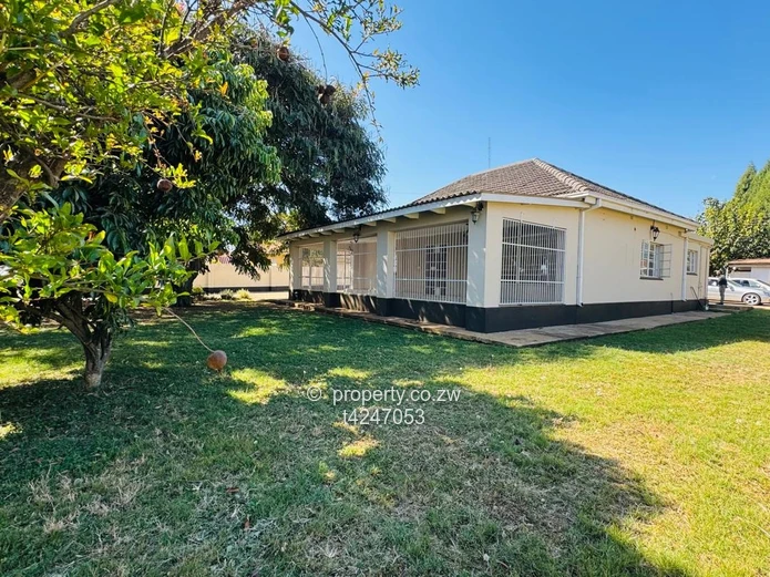 Eastlea house for Rent as offices 