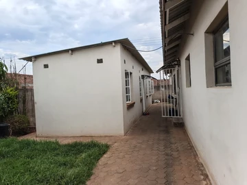 2 Bedroom Cottage