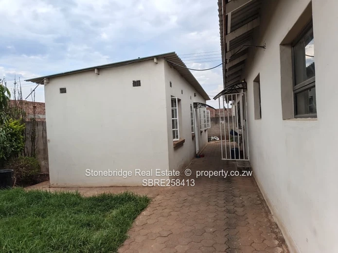 2 Bedroomed Cottage in Mahatshula North To Rent