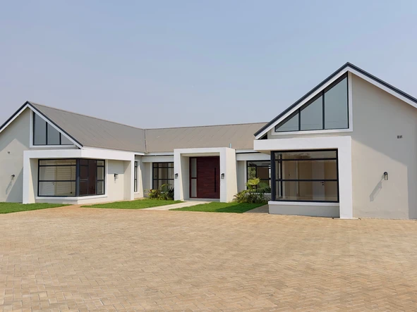 5 Bedroom House