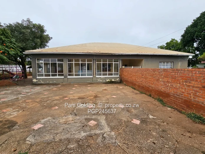 Commercial Corner In Famona