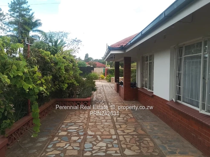 House for rent in Braeside