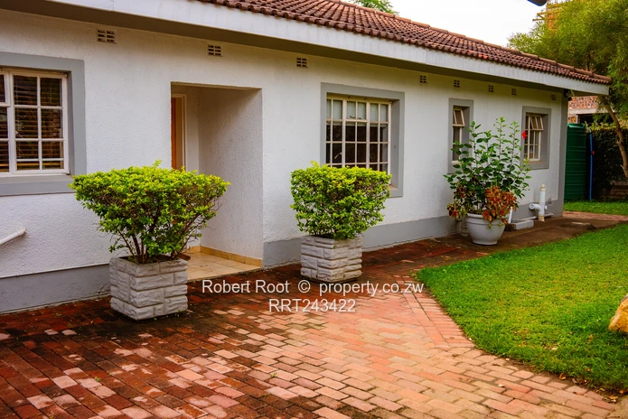 3 Bed Townhouse For Sale in Newlands 