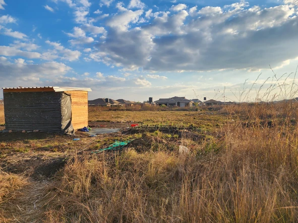 Stands & Residential Land