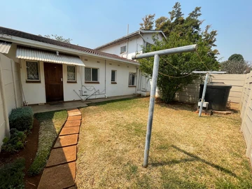 2 Bedroom Garden Flat