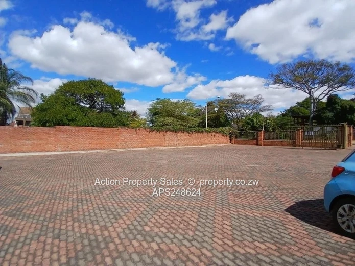Neat Office Space To Let In Avondale! 