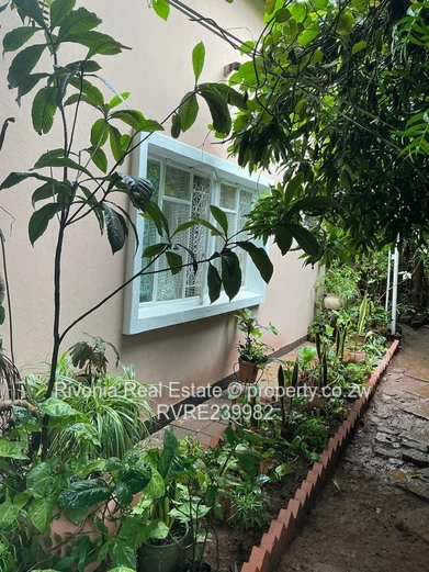 4 Beds Malbereign beautiful house