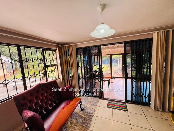 Prime Rolf Valley: Massive 7-Bedroom Property with High-Yield Potential