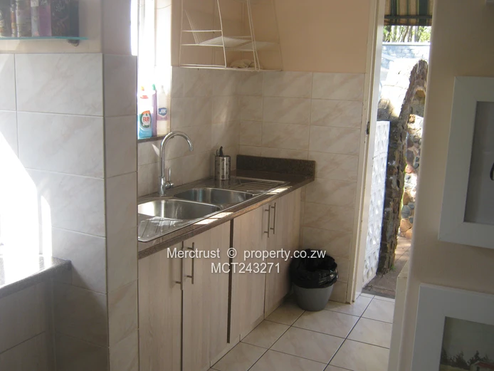 Lovely home on 3 acres! (Sole Mandate)