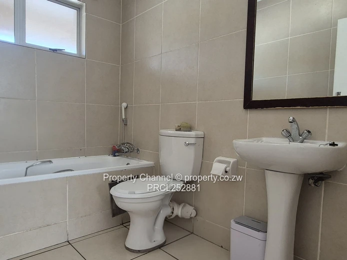 1 Bedroom Apartment For Sale in Ferndale, Johannesburg, South Africa
