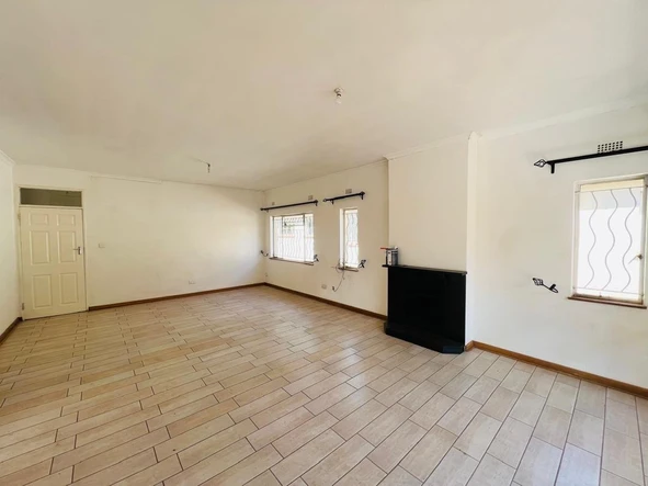 3 Bedroom Garden Flat