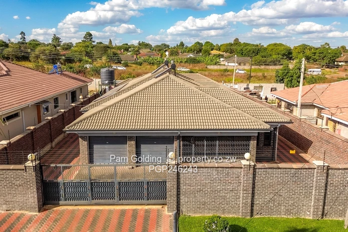 Modern Family Home for Sale in Ashdown Park