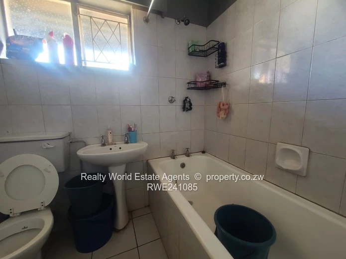 Eastlea Flat for Sale - Corner Robert and Glenara