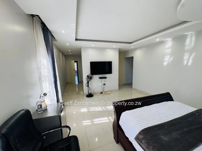 Elegant 5bed home for sale in Sandton Park