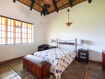 Farm & Agricultural Land