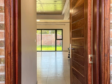 3 Bedroom Garden Flat
