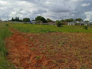 Commercial & Industrial Land