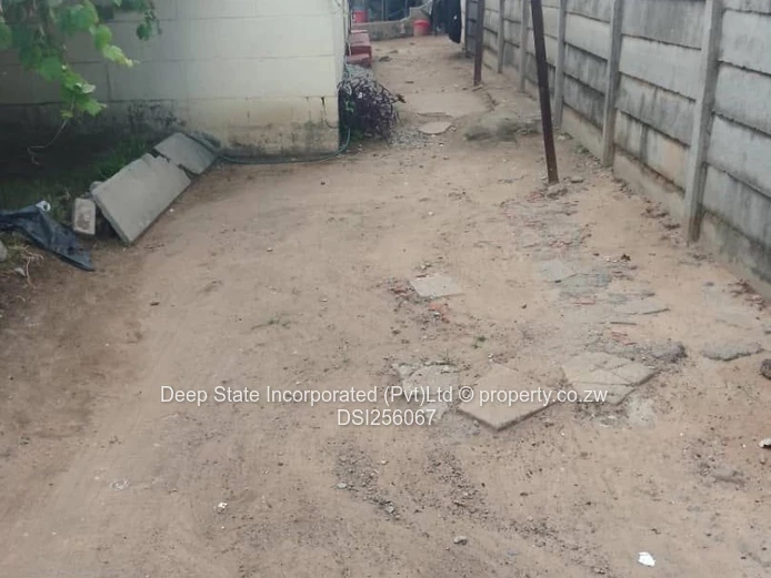 Mabvuku core house for sale 