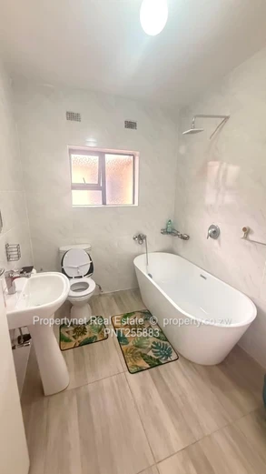 Modern Borrowdale Villa!!!