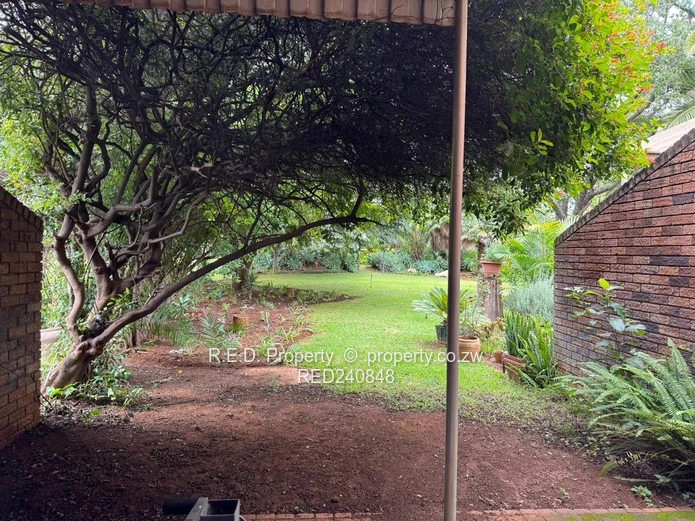 Double-Storey 2-Bed Townhouse In Ascot