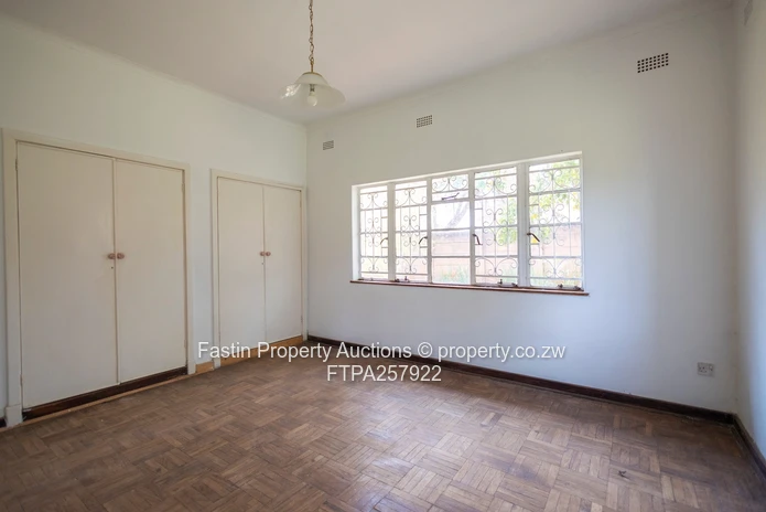 Prime Property for redevelopment - ONLINE AUCTION
