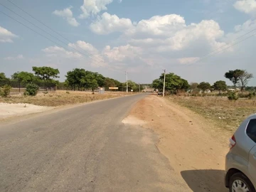 Commercial & Industrial Land