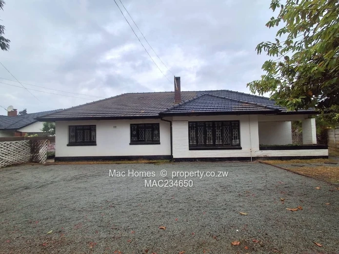 Avondale West House- Neat and Solid