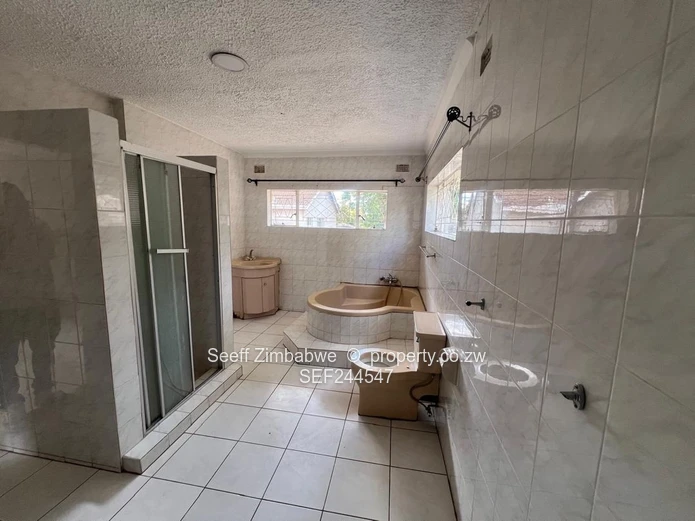 Spacious 6-Bedroom Home with Cottage & Pool