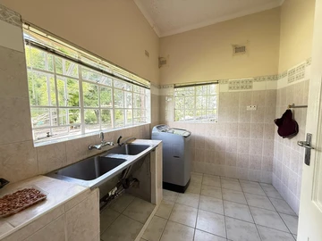 Commercial & Industrial Land