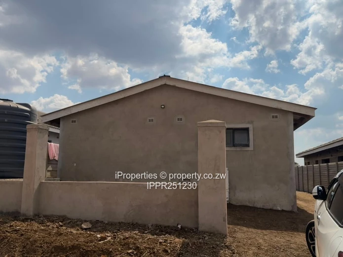 Pleasant Valley, Cold Comfort well-structured double-winged house 