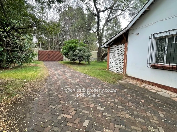 House for Sale in Eastlea – Ideal for Office or Residential Use